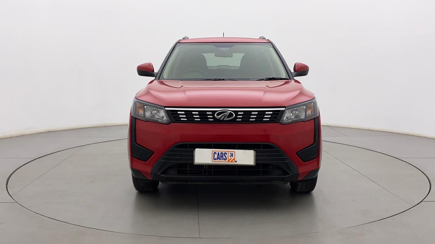 2022 Mahindra XUV300 W6 1.2 PETROL AMT, Petrol, Automatic, 23,782 km, Front