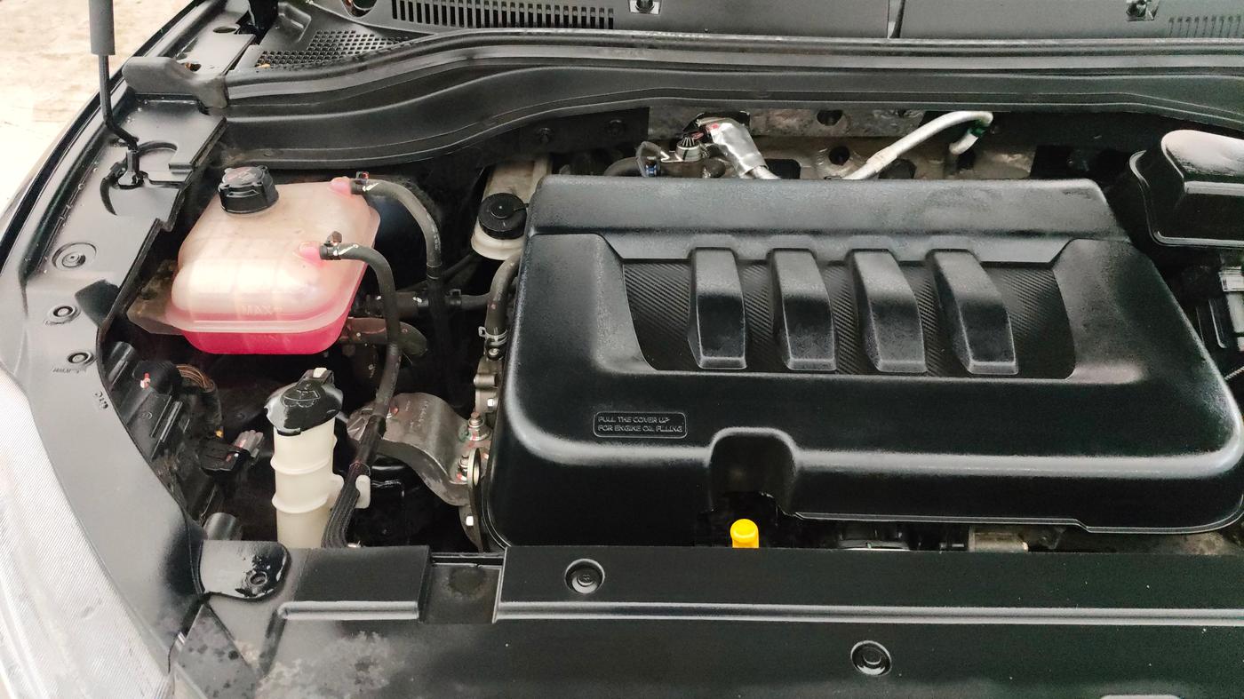 2023 Mahindra XUV700 AX 7 LUXURY D AWD AT 7 STR, Diesel, Automatic, 58,756 km, Engine View - Right