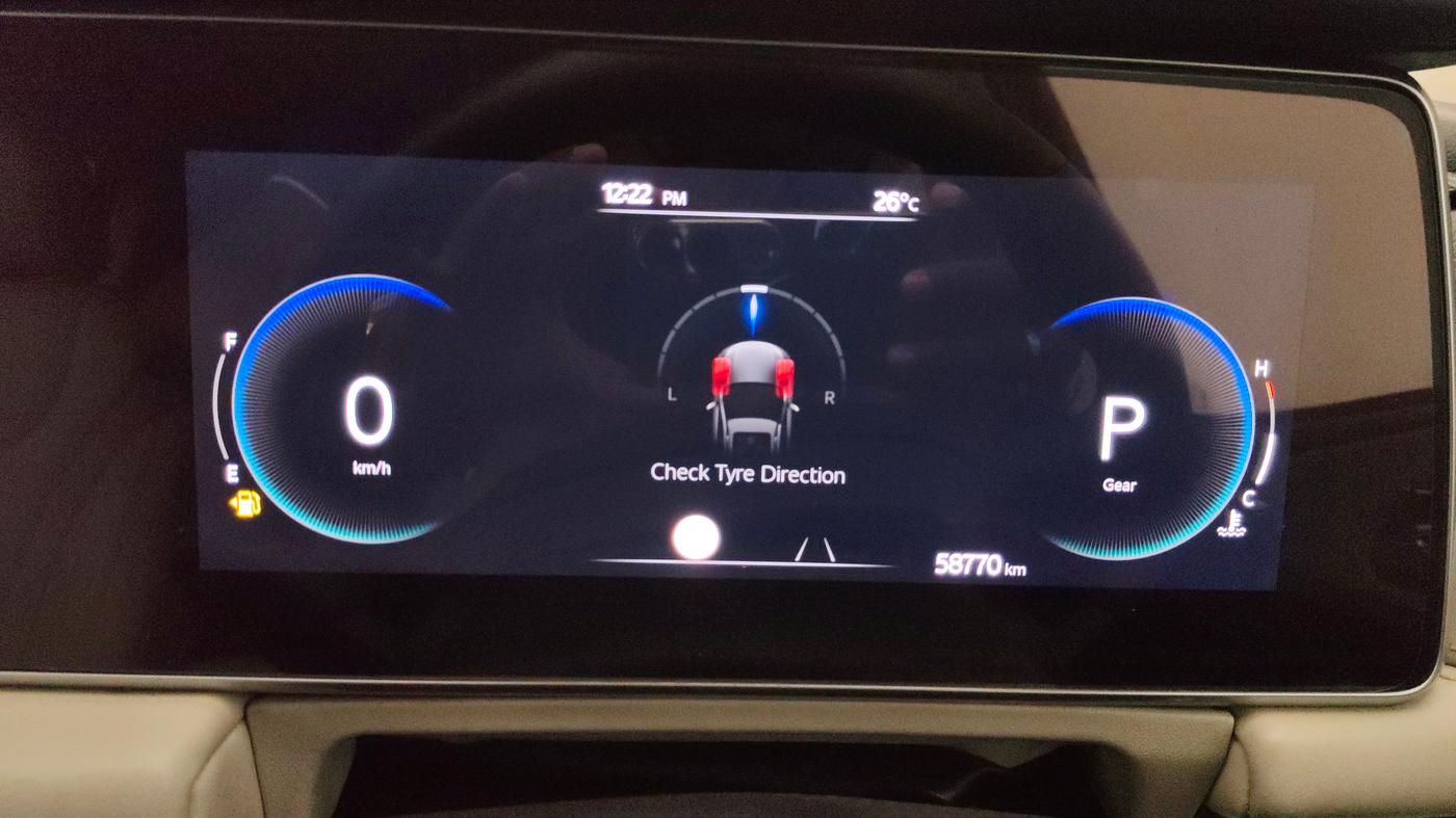 2023 Mahindra XUV700 AX 7 LUXURY D AWD AT 7 STR, Diesel, Automatic, 58,756 km, Odometer Image