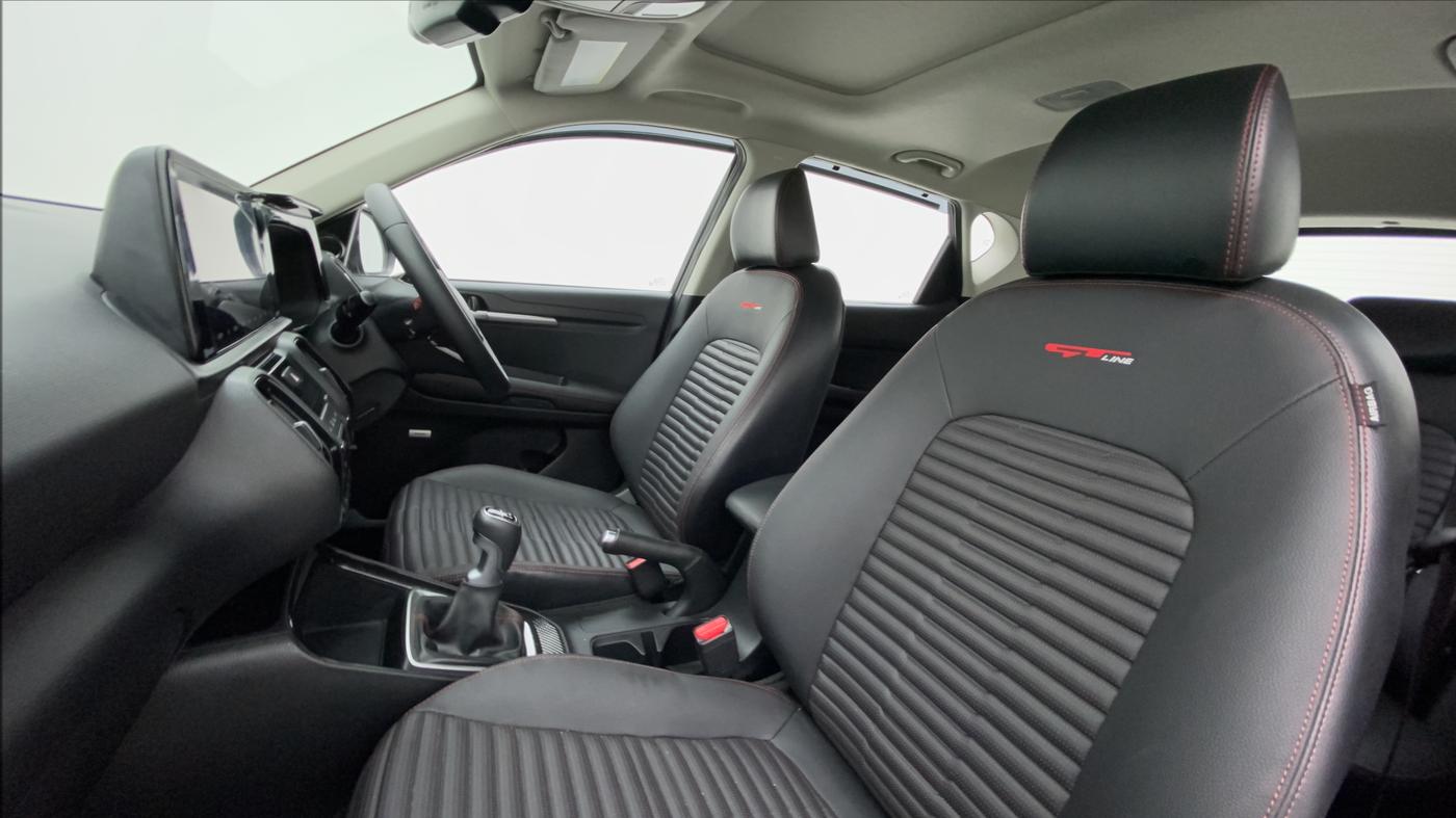 2023 KIA SONET GTX PLUS 1.0 IMT, Petrol, Manual, 2,095 km, Right Side Front Door Cabin