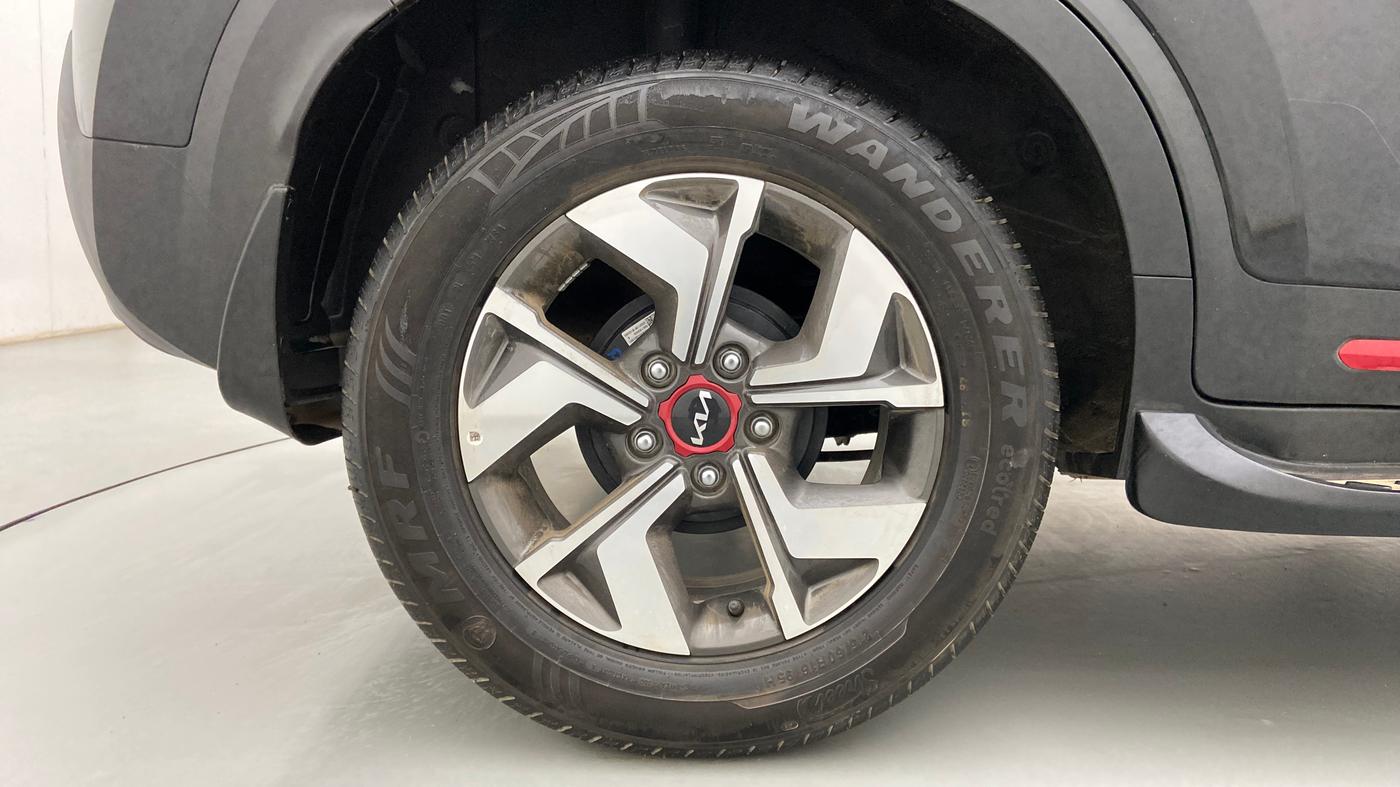 2023 KIA SONET GTX PLUS 1.0 IMT, Petrol, Manual, 2,095 km, Right Rear Wheel