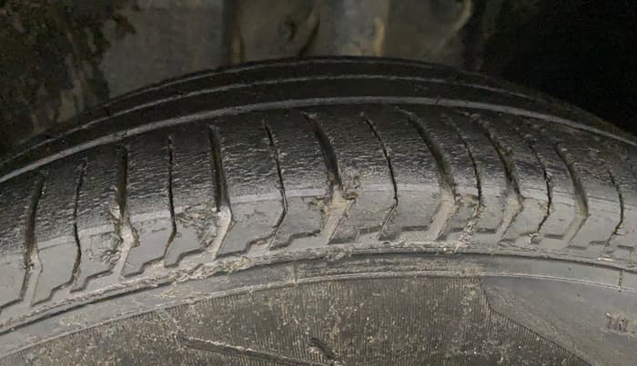 2022 Tata PUNCH ACCOMPLISHED MT, Petrol, Manual, 52,691 km, Left Front Tyre Tread