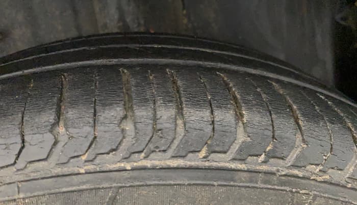 2022 Tata PUNCH ACCOMPLISHED MT, Petrol, Manual, 52,691 km, Left Rear Tyre Tread