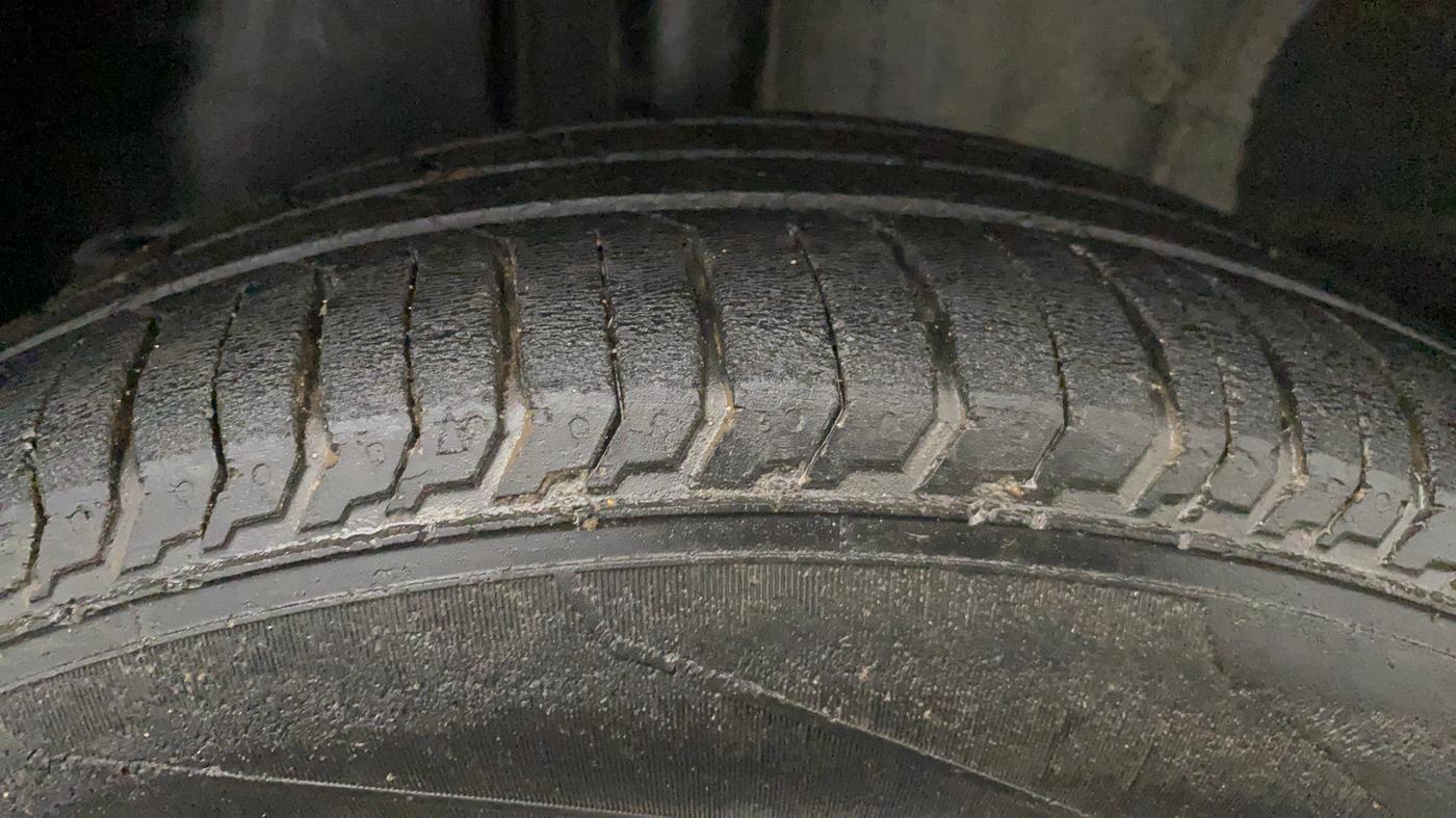 2022 Tata PUNCH ACCOMPLISHED MT, Petrol, Manual, 52,691 km, Right Rear Tyre Tread