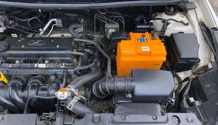 2016 Hyundai Verna 1.6 VTVT S, Petrol, Manual, 55,743 km, Engine View - Left