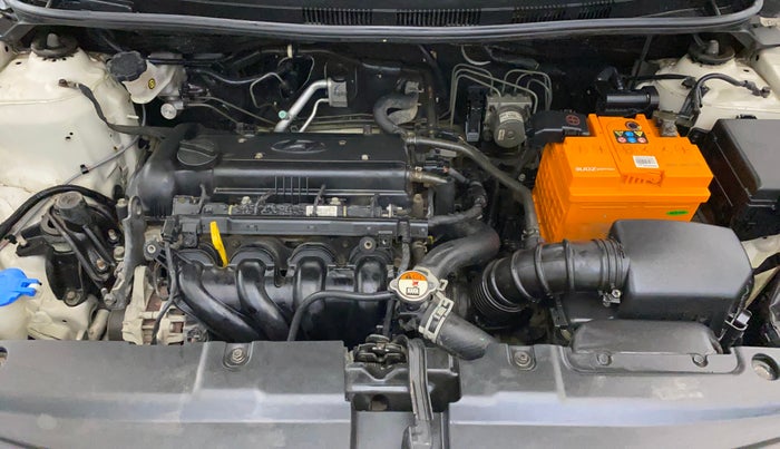 2016 Hyundai Verna 1.6 VTVT S, Petrol, Manual, 55,743 km, Engine View