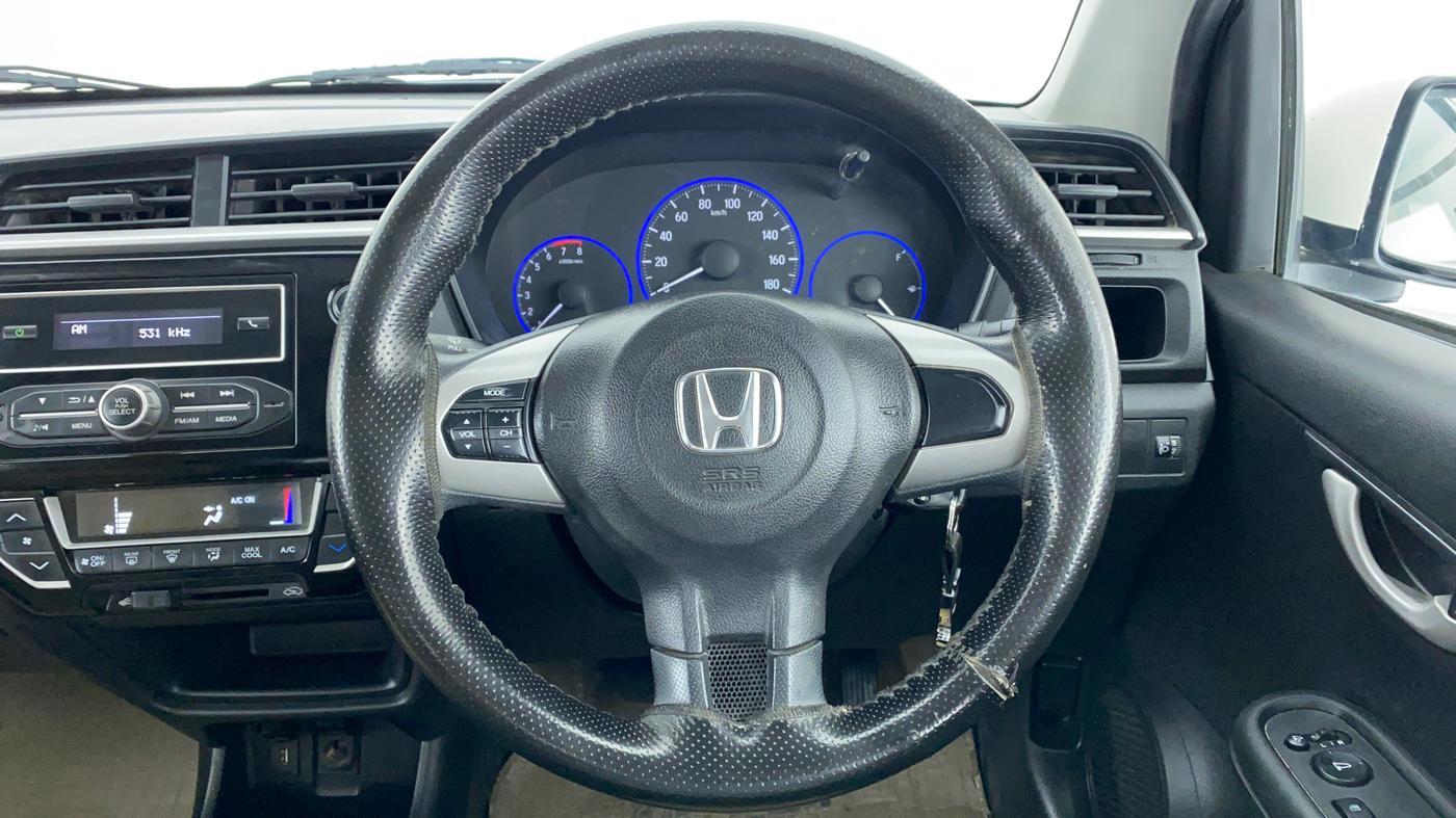 2017 Honda Brio 1.2 VX MT I VTEC, Petrol, Manual, 31,125 km, Steering Wheel Close Up