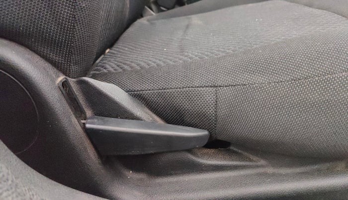 2013 Ford Figo EXI 1.4 DIESEL, Diesel, Manual, 1,44,732 km, Driver Side Adjustment Panel