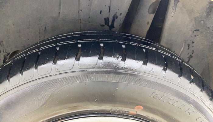 2019 Maruti Dzire VXI, Petrol, Manual, 35,132 km, Left Rear Tyre Tread