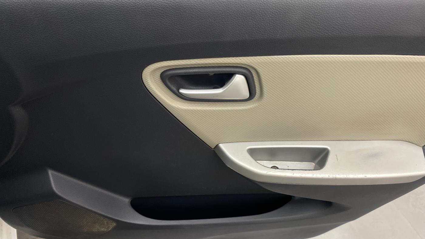 2018 Maruti Alto K10 VXI (O), Petrol, Manual, 1,42,589 km, Driver Side Door Panels Control