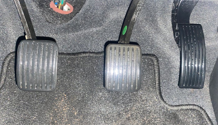 2014 Hyundai Xcent S 1.2, Petrol, Manual, 28,130 km, Pedals