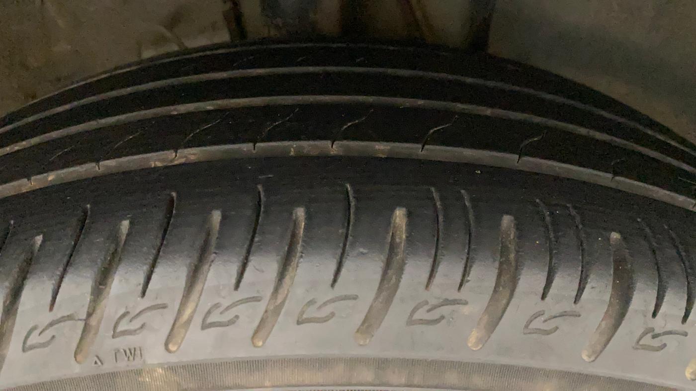 2022 Hyundai VENUE SX 1.0 (O) TURBO IMT, Petrol, Manual, 21,422 km, Right Front Tyre Tread