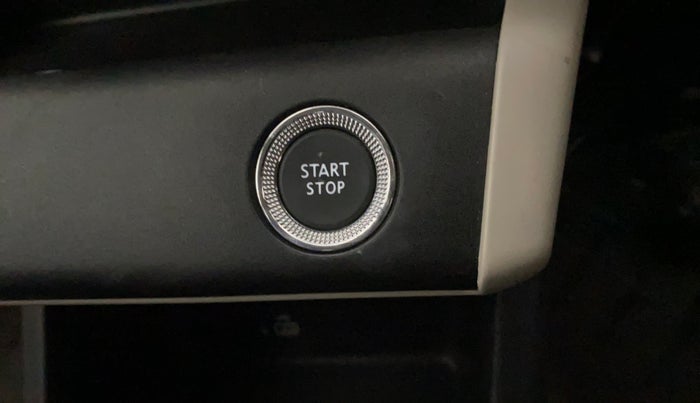 2022 Renault TRIBER RXZ AMT, Petrol, Automatic, 11,713 km, Keyless Start/ Stop Button