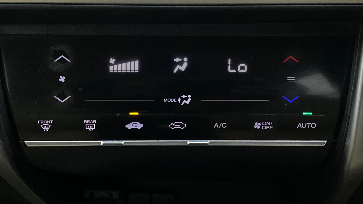 2014 Honda City 1.5L I-DTEC V, Diesel, Manual, 90,525 km, Automatic Climate Control