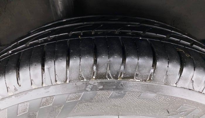 2014 Honda City 1.5L I-DTEC V, Diesel, Manual, 90,525 km, Right Rear Tyre Tread