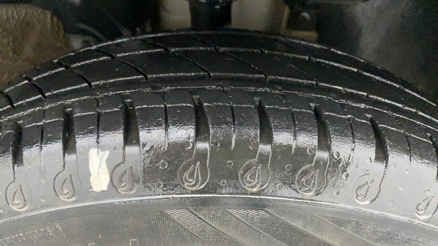 2020 Renault Kwid RXL, Petrol, Manual, 19,912 km, Right Front Tyre Tread