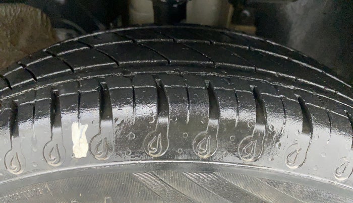 2020 Renault Kwid RXL, Petrol, Manual, 19,912 km, Right Front Tyre Tread