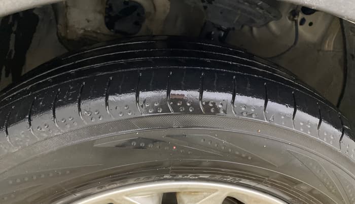 2016 Hyundai Creta SX PLUS 1.6 PETROL, Petrol, Manual, 62,499 km, Left Front Tyre Tread
