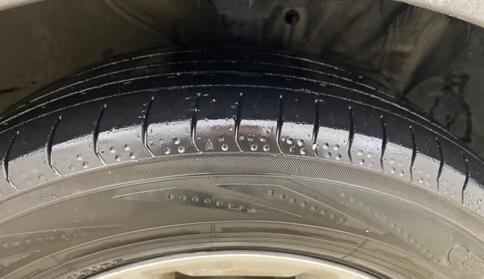 2016 Hyundai Creta SX PLUS 1.6 PETROL, Petrol, Manual, 62,499 km, Right Front Tyre Tread