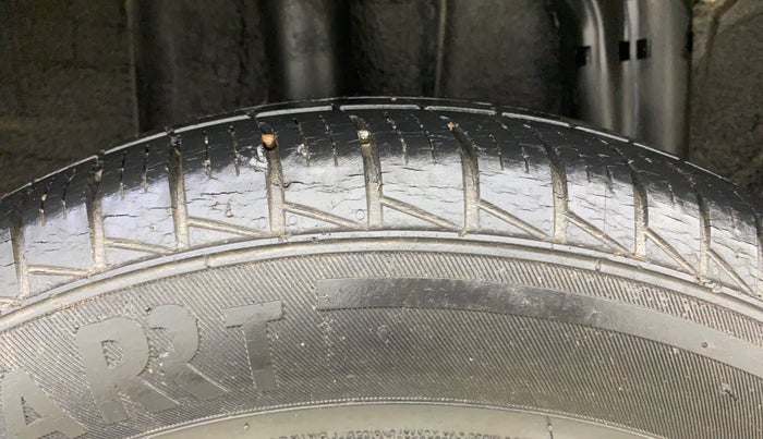 2020 Renault TRIBER RXL MT, Petrol, Manual, 9,069 km, Right Rear Tyre Tread