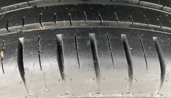 2022 Tata PUNCH CREATIVE  MT, Petrol, Manual, 28,283 km, Left Rear Tyre Tread