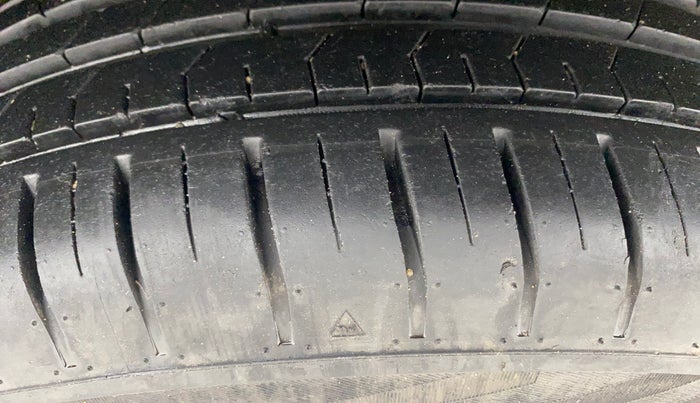 2022 Tata PUNCH CREATIVE  MT, Petrol, Manual, 28,283 km, Right Rear Tyre Tread