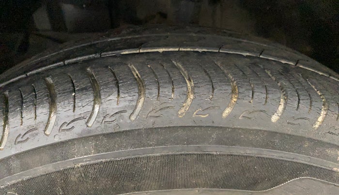 2018 Honda Amaze 1.2L I-VTEC V, Petrol, Manual, 39,100 km, Left Front Tyre Tread