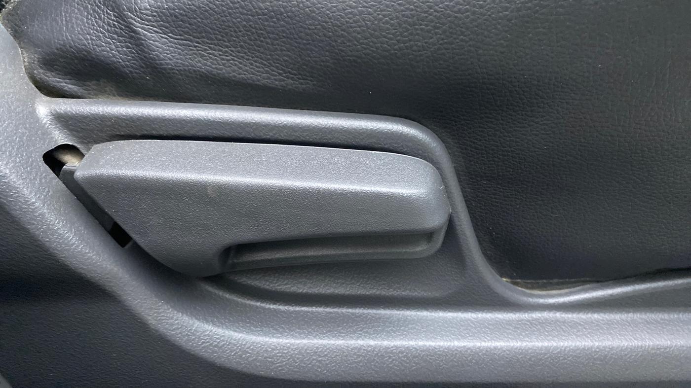 2012 Maruti Swift Dzire LDI, Diesel, Manual, 56,482 km, Driver Side Adjustment Panel
