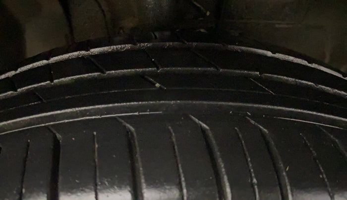 2024 Tata PUNCH ACCOMPLISHED MT, Petrol, Manual, 13,603 km, Right Front Tyre Tread