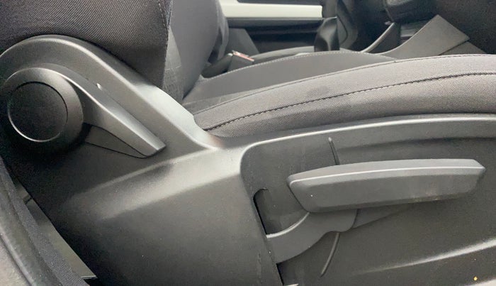 2024 Tata PUNCH ACCOMPLISHED MT, Petrol, Manual, 13,603 km, Driver Side Adjustment Panel