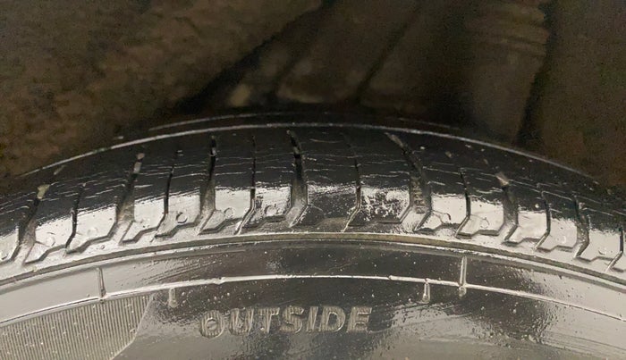 2018 Hyundai Verna 1.4 EX PETROL, Petrol, Manual, 53,546 km, Left Rear Tyre Tread