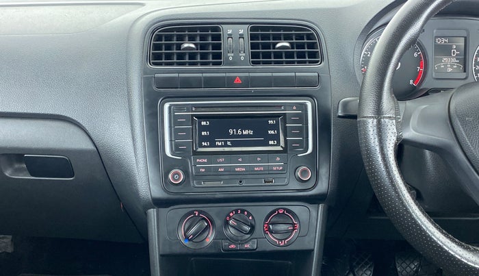 2017 Volkswagen Ameo COMFORTLINE 1.2, Petrol, Manual, 29,333 km, Air Conditioner