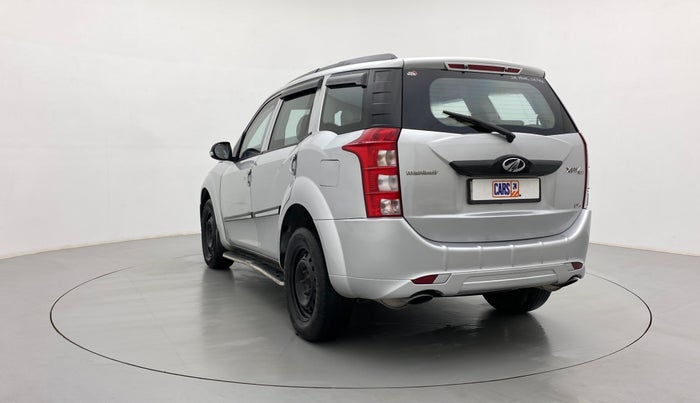 2018 Mahindra XUV500 W4, Diesel, Manual, 1,10,140 km, Left Back Diagonal