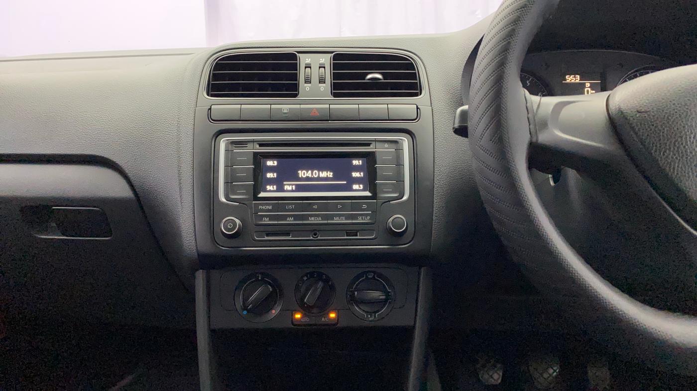 2016 Volkswagen Polo COMFORTLINE 1.2L, Petrol, Manual, 41,104 km, Air Conditioner