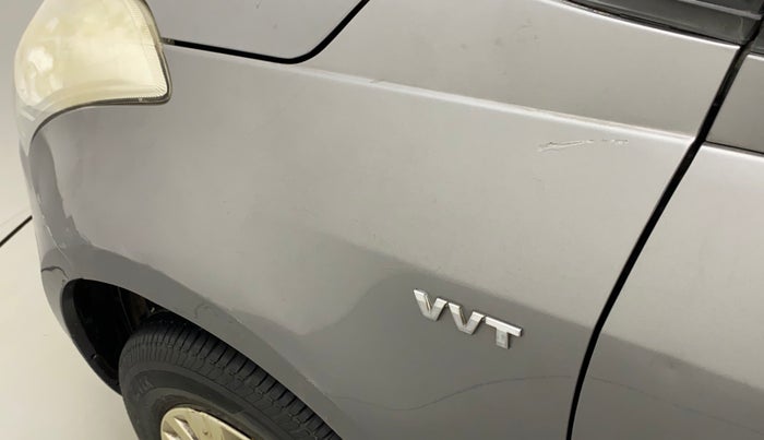 2013 Maruti Swift VXI, Petrol, Manual, 99,639 km, Left fender - Minor scratches