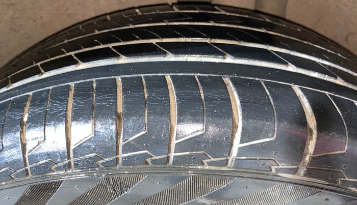 2020 Hyundai Creta SX 1.5 PETROL, Petrol, Manual, 42,214 km, Left Rear Tyre Tread