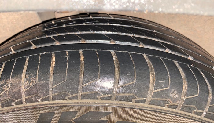 2020 Hyundai Creta SX 1.5 PETROL, Petrol, Manual, 42,214 km, Right Rear Tyre Tread