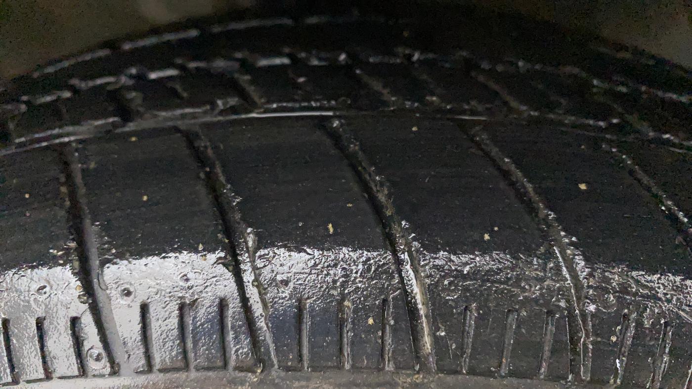 2013 Hyundai i20 MAGNA (O) 1.2, Petrol, Manual, 84,998 km, Right Front Tyre Tread