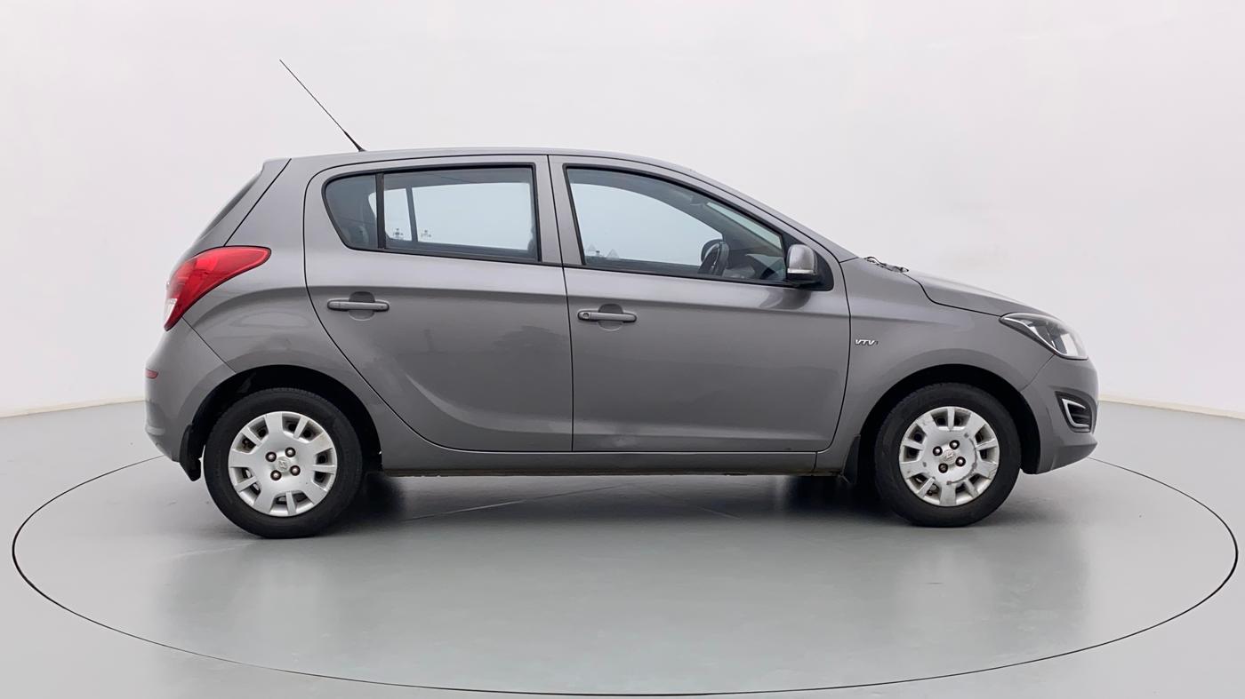 2013 Hyundai i20 MAGNA (O) 1.2, Petrol, Manual, 84,998 km, Right Side View