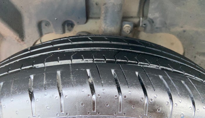 2016 Ford Ecosport TREND 1.5L PETROL, Petrol, Manual, 72,252 km, Left Front Tyre Tread