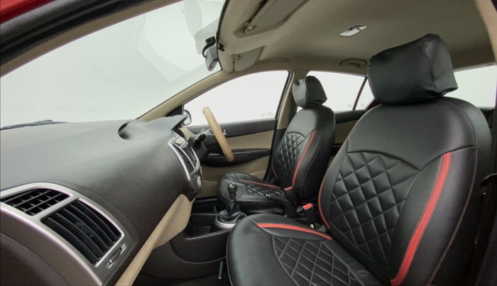 2012 Hyundai i20 MAGNA (O) 1.2, Petrol, Manual, 42,545 km, Right Side Front Door Cabin