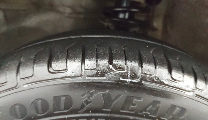 2015 Maruti Alto K10 VXI AMT, Petrol, Automatic, 25,719 km, Left Front Tyre Tread