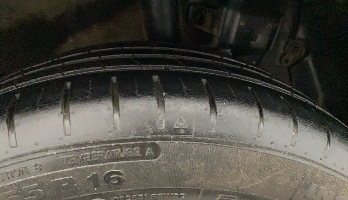 2022 Hyundai NEW I20 ASTA (O) 1.2 MT, Petrol, Manual, 75,602 km, Left Rear Tyre Tread