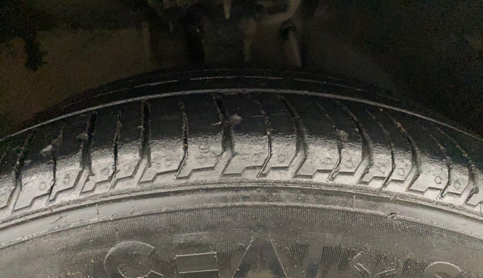 2022 Hyundai NEW I20 ASTA (O) 1.2 MT, Petrol, Manual, 75,602 km, Right Front Tyre Tread