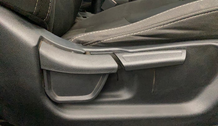 2022 Hyundai NEW I20 ASTA (O) 1.2 MT, Petrol, Manual, 75,602 km, Driver Side Adjustment Panel