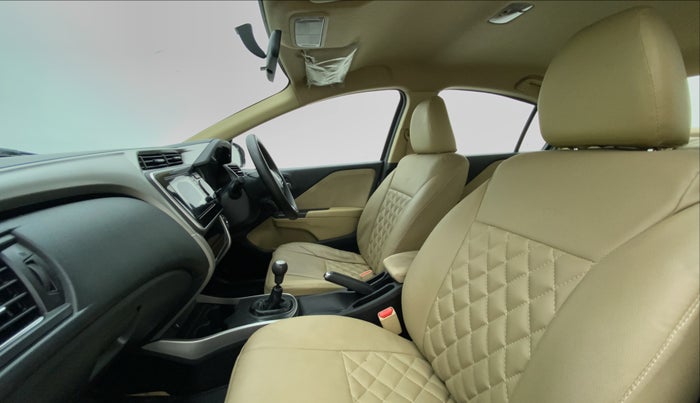 2017 Honda City V MT PETROL, Petrol, Manual, 70,348 km, Right Side Front Door Cabin