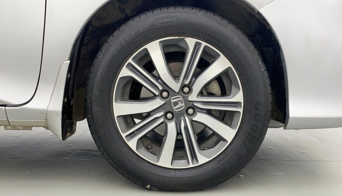 2017 Honda City V MT PETROL, Petrol, Manual, 70,348 km, Right Front Wheel