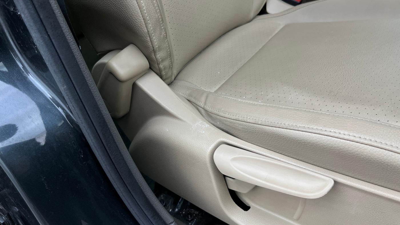 2021 Volkswagen Vento HIGHLINE 1.0L TSI, Petrol, Manual, 76,937 km, Driver Side Adjustment Panel