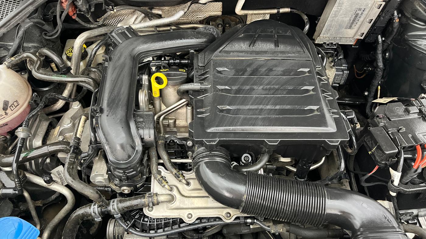 2021 Volkswagen Vento HIGHLINE 1.0L TSI, Petrol, Manual, 76,937 km, Engine View