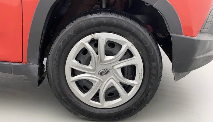 2017 Mahindra Kuv100 K4 6 STR, Petrol, Manual, 56,780 km, Right Front Wheel